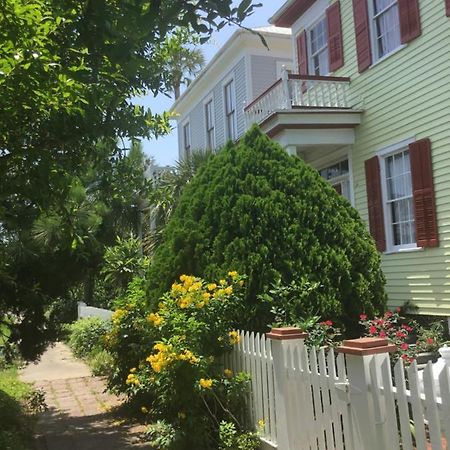 Studio Apartment At Historical House Γκάλβεστον Εξωτερικό φωτογραφία