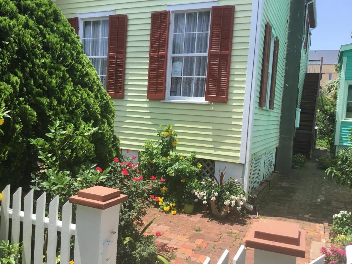 Studio Apartment At Historical House Γκάλβεστον Εξωτερικό φωτογραφία